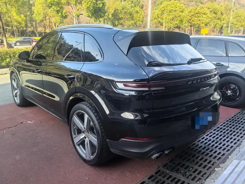 Porsche Cayenne 2023 из CN, фото 5