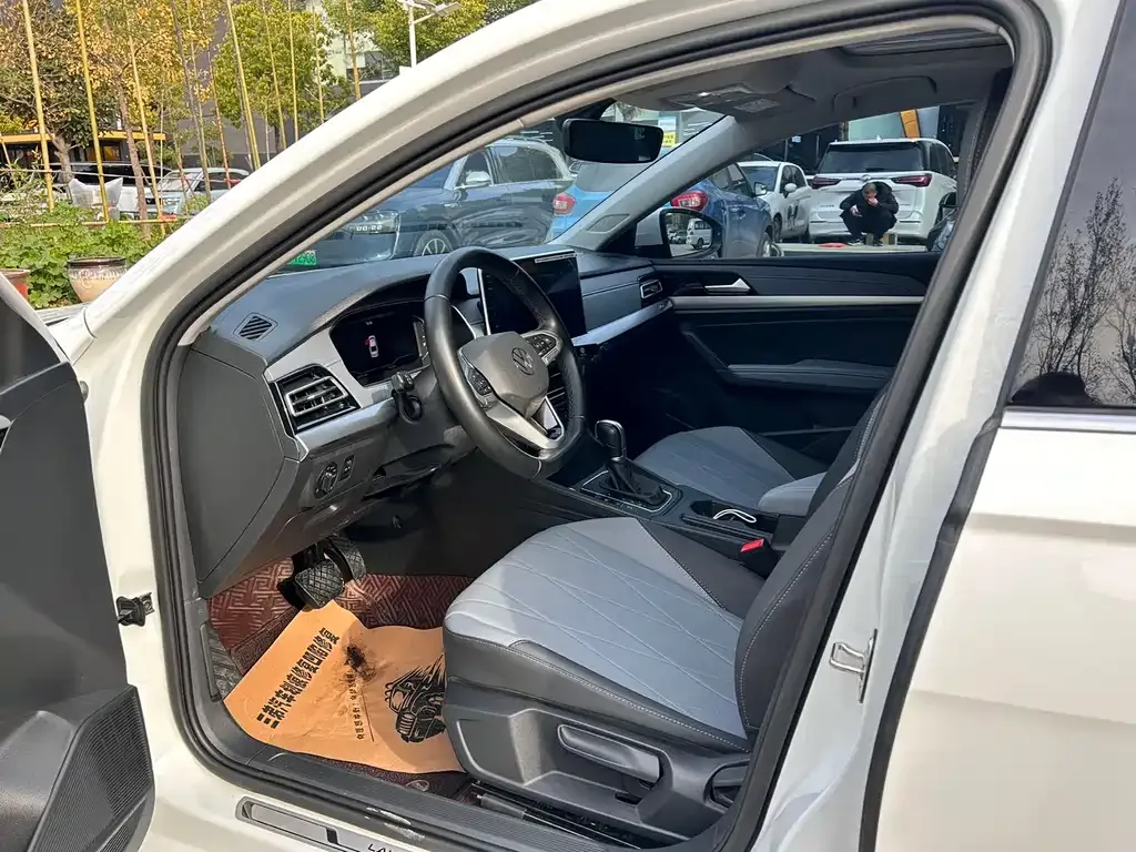 Volkswagen Lavida 2022 из CN, фото 4