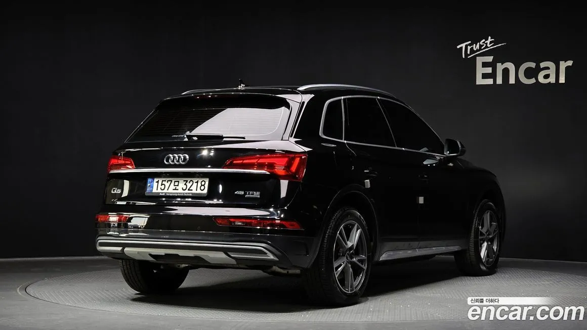 Audi Q5 2021 из KR, фото 2