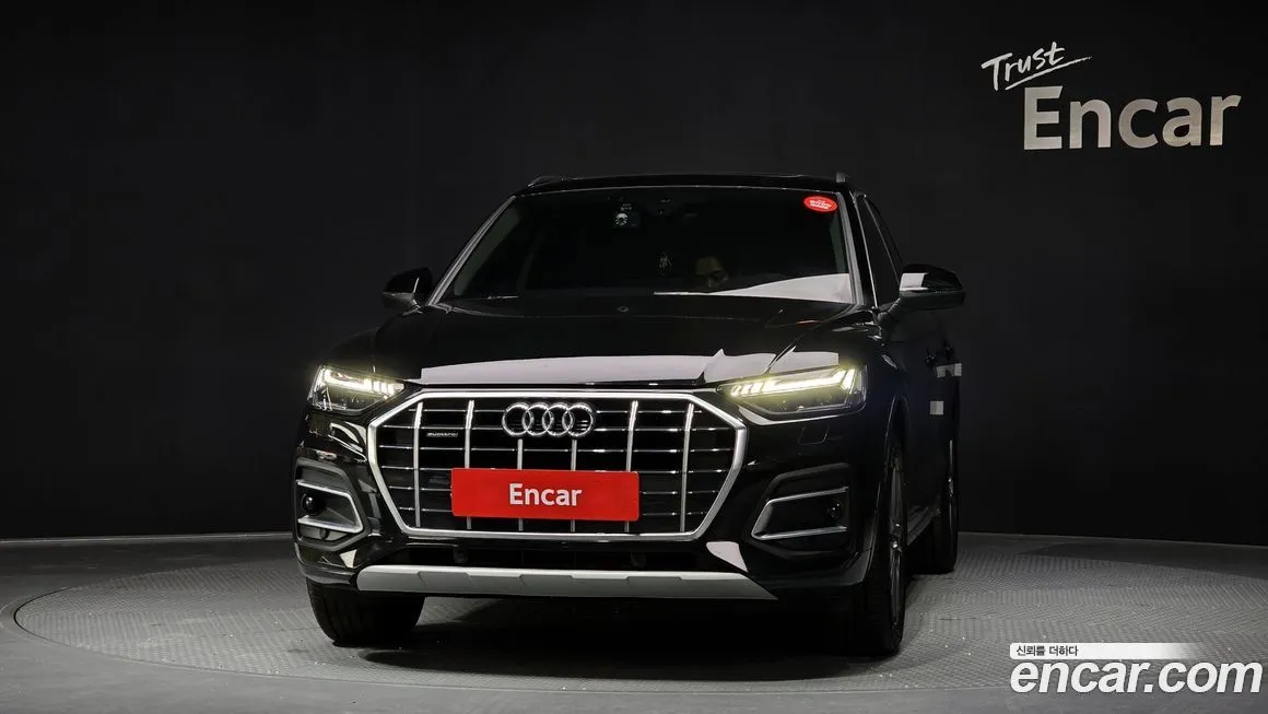 Audi Q5 2021 из KR, фото 3