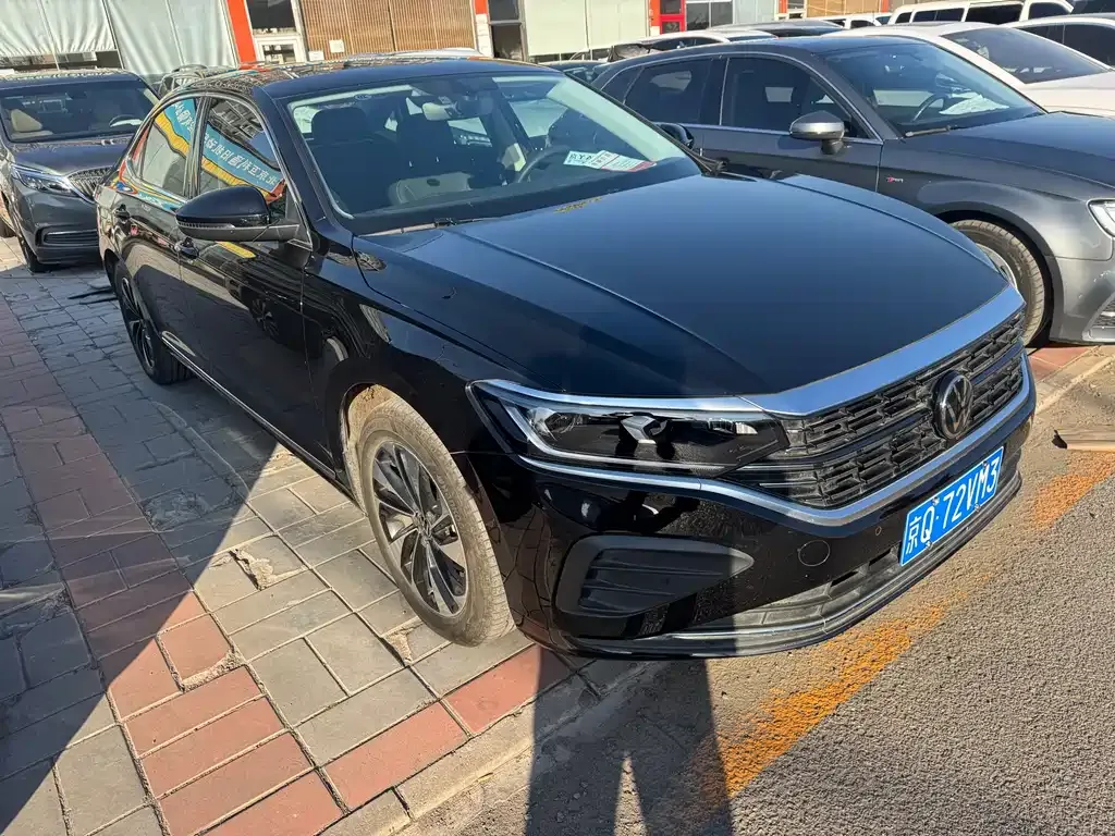 Volkswagen Passat — фото 3