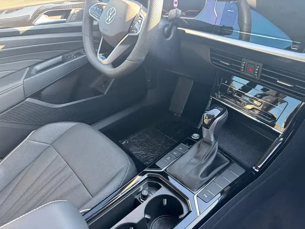 Volkswagen Passat — фото 5