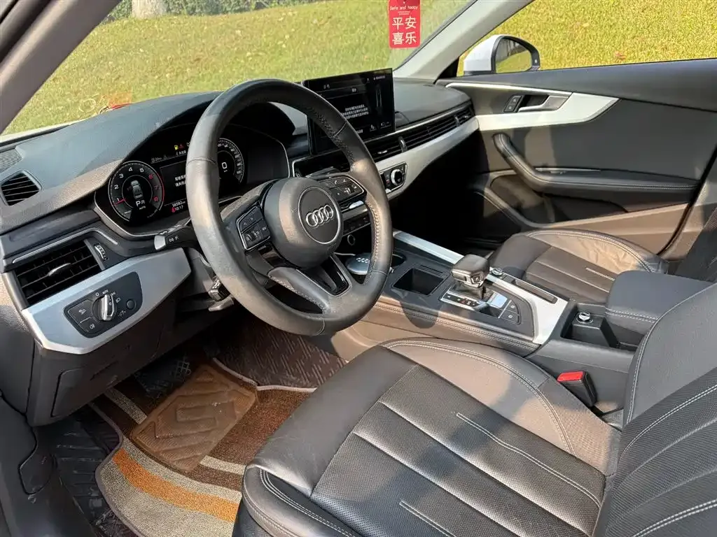 Audi A4L 2021 из CN, фото 7