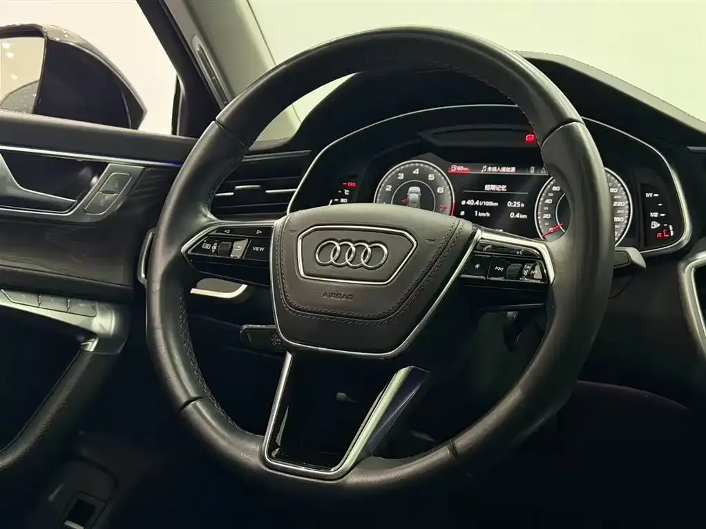 Audi A6L 2022 из CN, фото 7