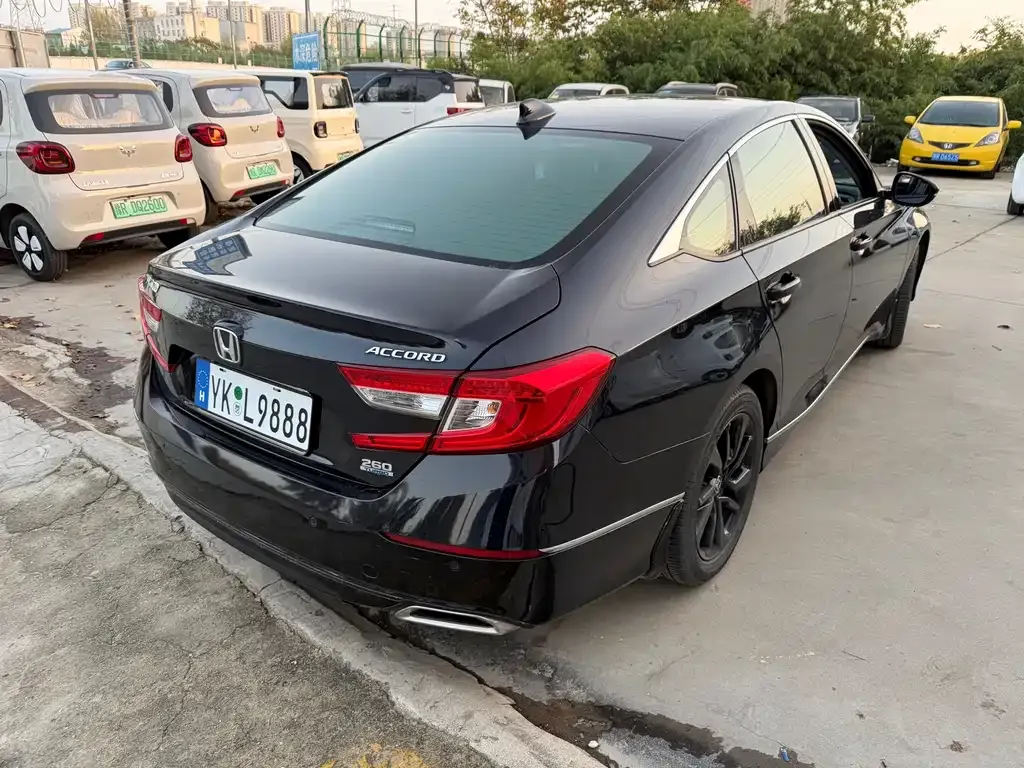 Honda Accord 2021 из CN, фото 10