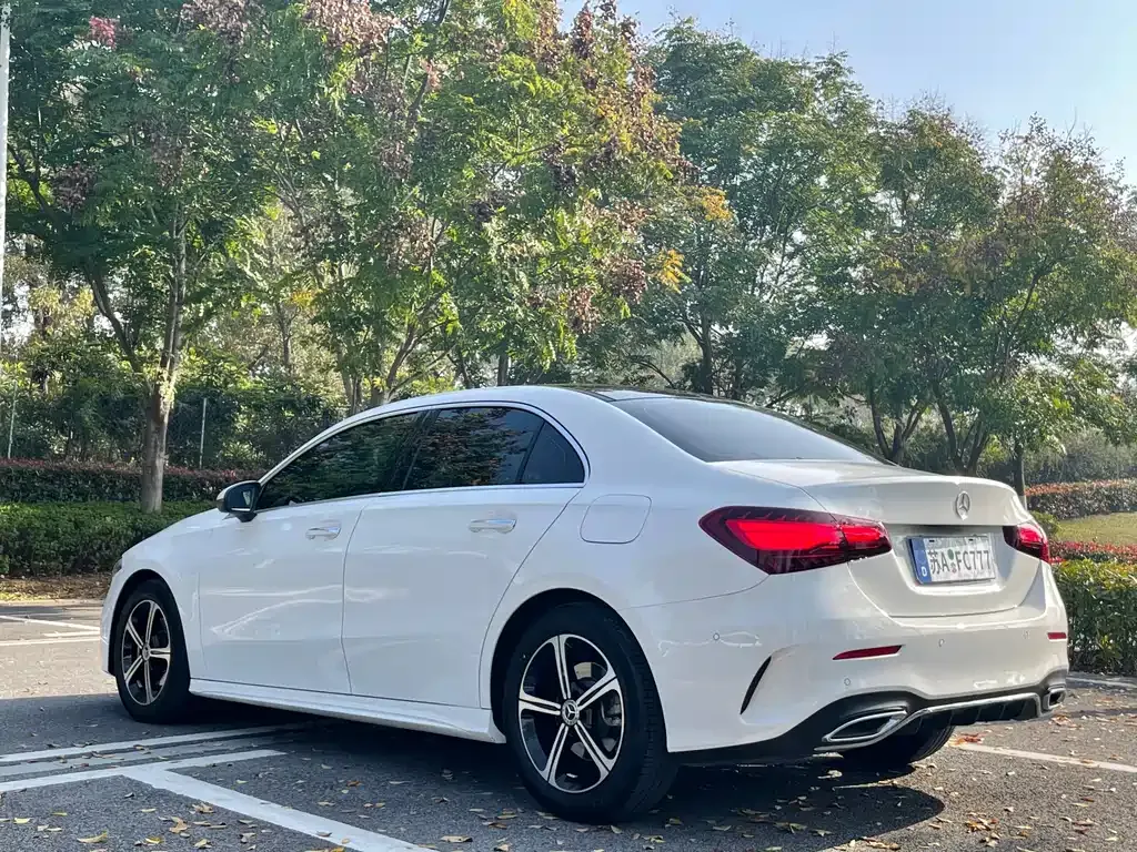 Mercedes-Benz A-Class — фото 4