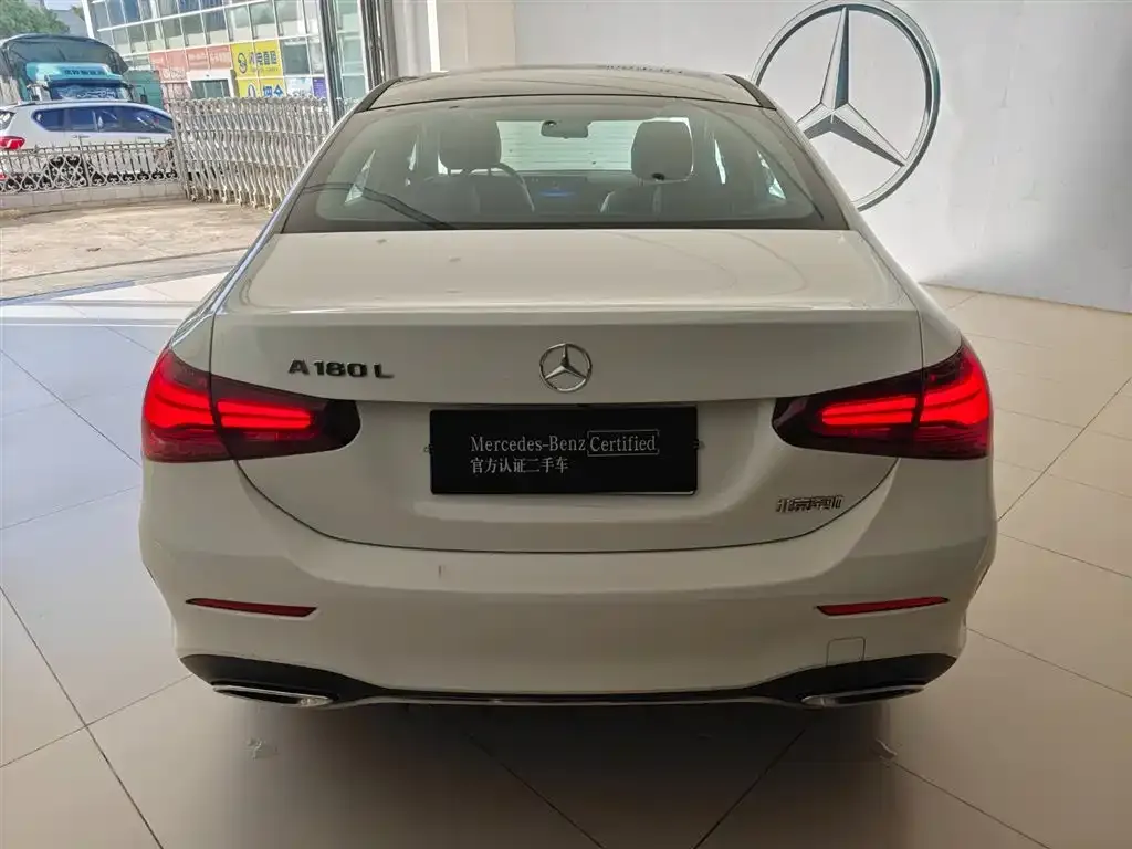Mercedes-Benz A-Class 2023 из CN, фото 10