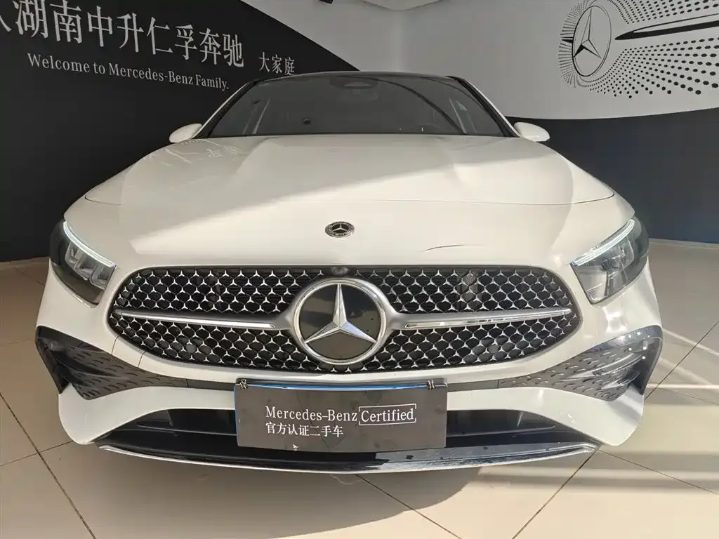 Mercedes-Benz A-Class 2023 из CN, фото 2
