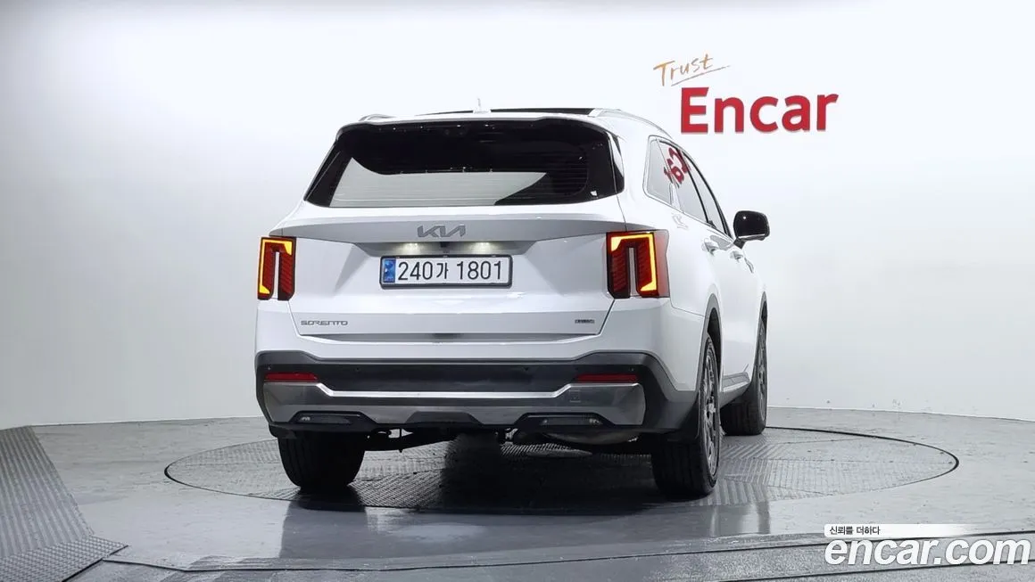 Kia Sorento — фото 4