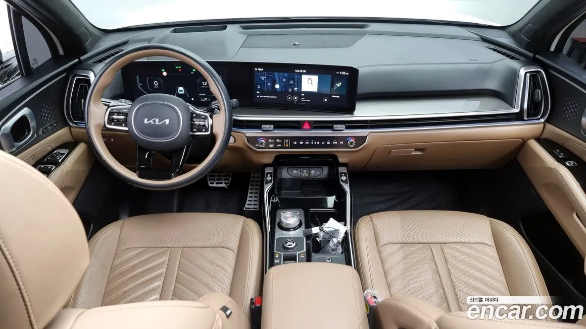 Kia Sorento — фото 7