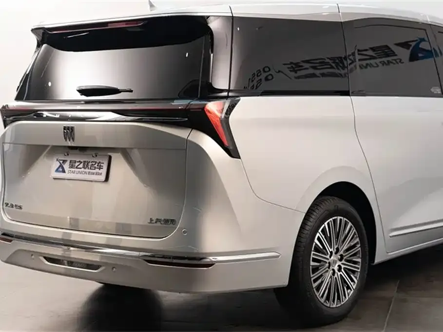 Buick GL8 2024 из CN, фото 9