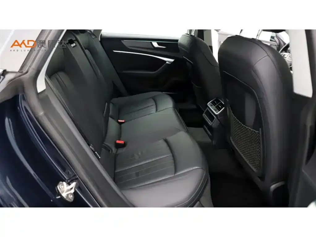 Audi A7 2021 из CN, фото 8