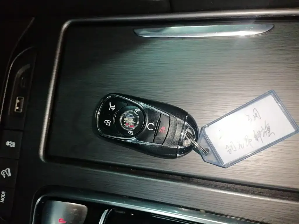 Buick Enclave 2022 из CN, фото 9