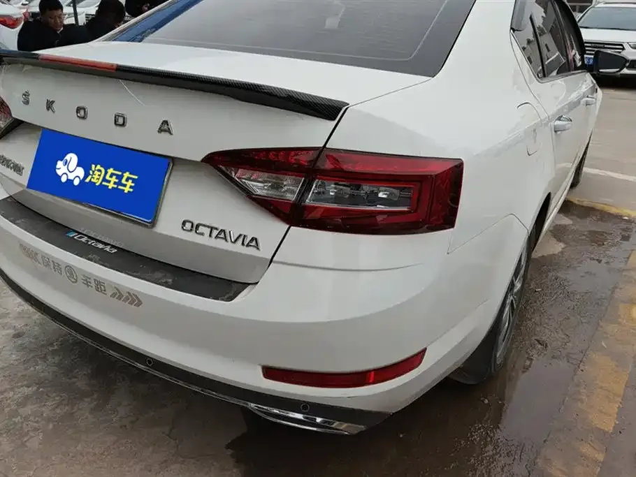 Skoda Octavia 2023 из CN, фото 3
