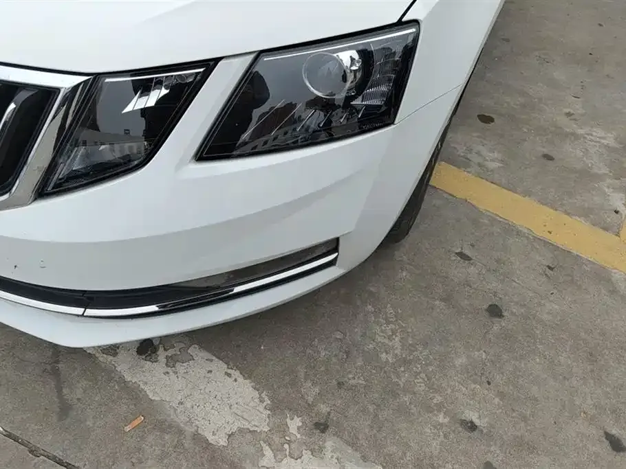 Skoda Octavia 2023 из CN, фото 5