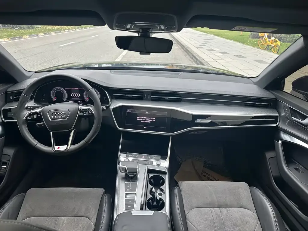 Audi A6L 2022 из CN, фото 5
