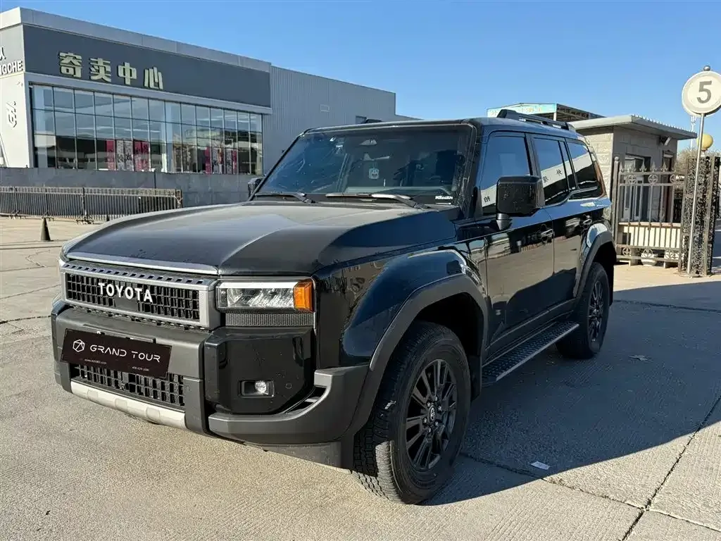 Toyota Prado 2024 из CN, фото 1