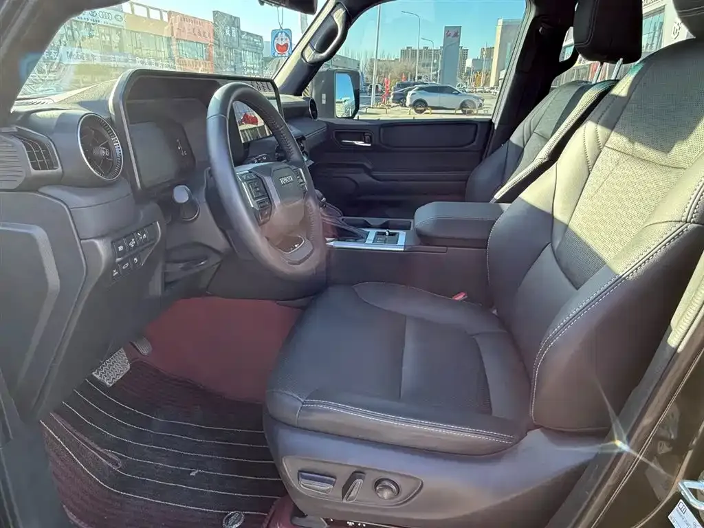 Toyota Prado 2024 из CN, фото 3