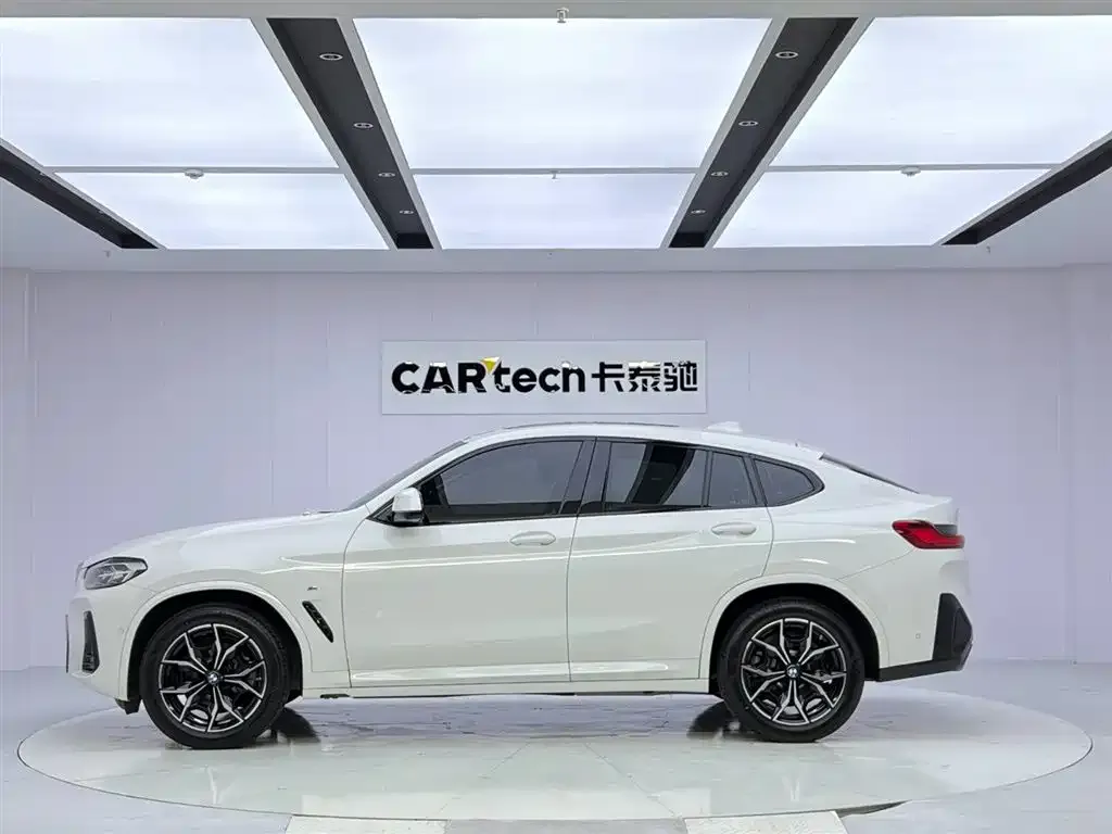 BMW X4 2024 из CN, фото 2