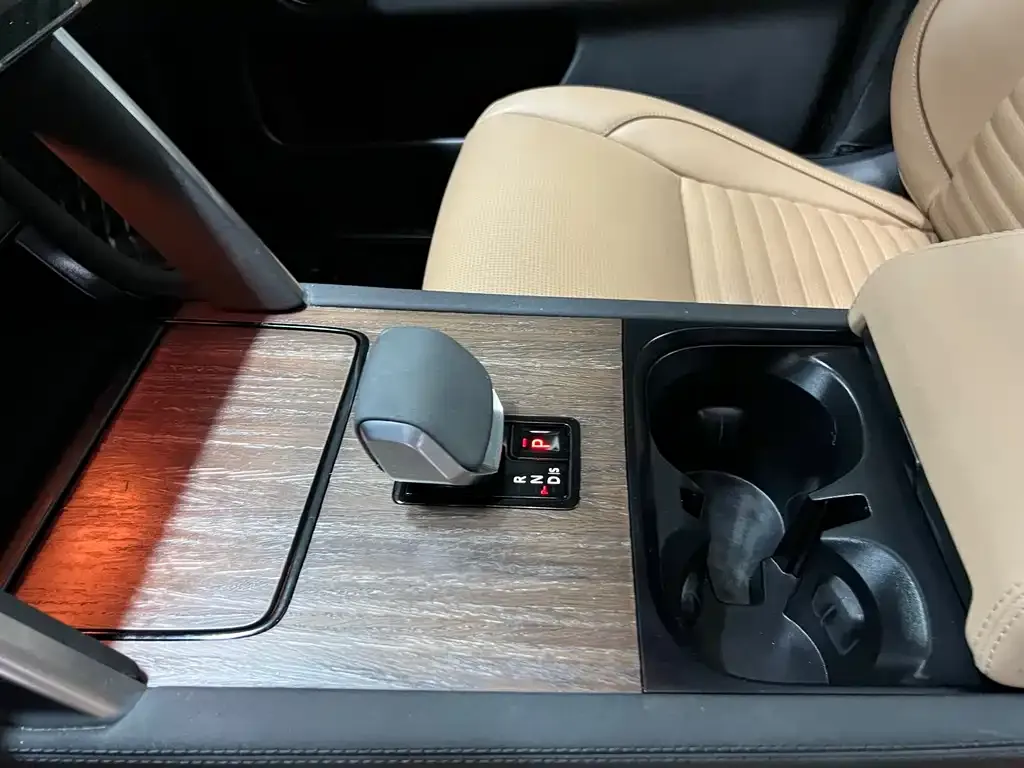 Land Rover Discovery Sport 2023 из CN, фото 6