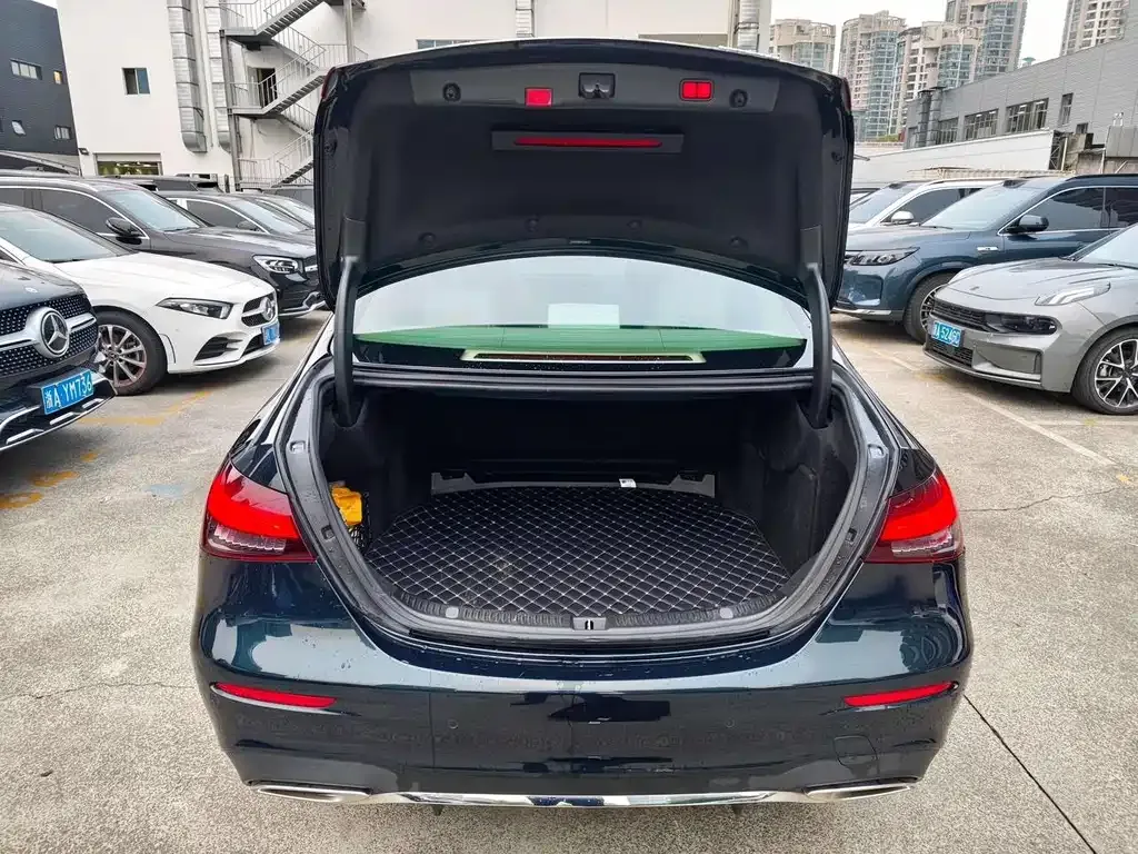 Mercedes-Benz E-Class 2022 из CN, фото 7