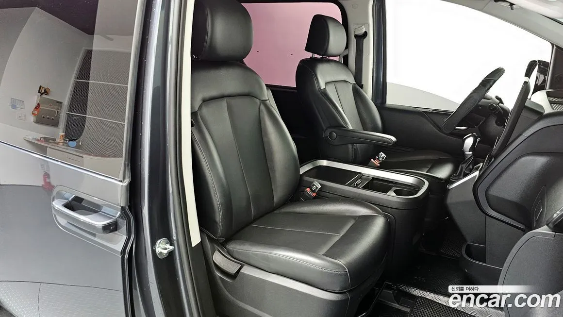 Hyundai Staria — фото 10