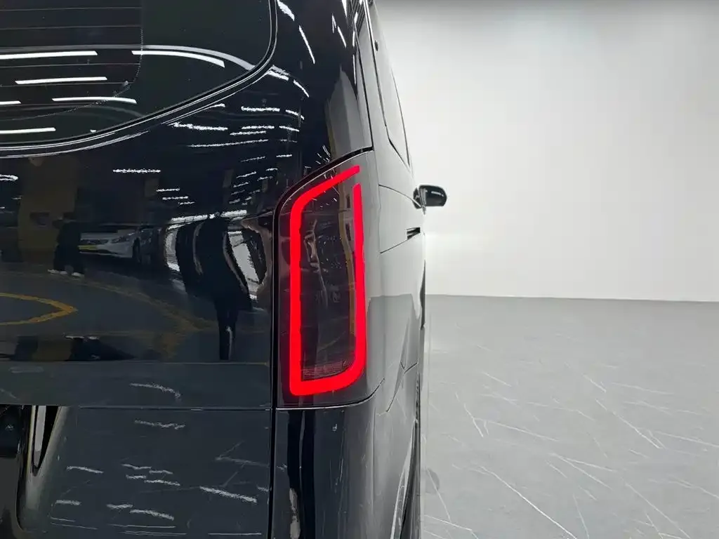 Mercedes-Benz Vito 2023 из CN, фото 10