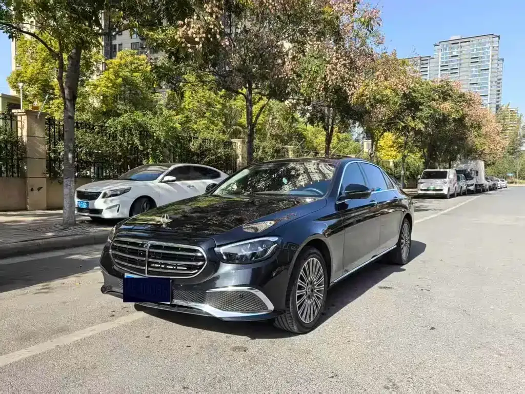 Mercedes-Benz E-Class 2023 из CN, фото 1