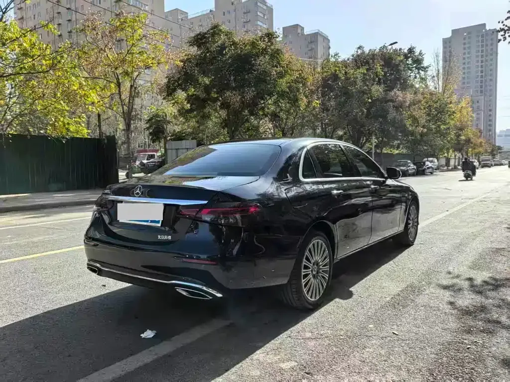 Mercedes-Benz E-Class 2023 из CN, фото 10