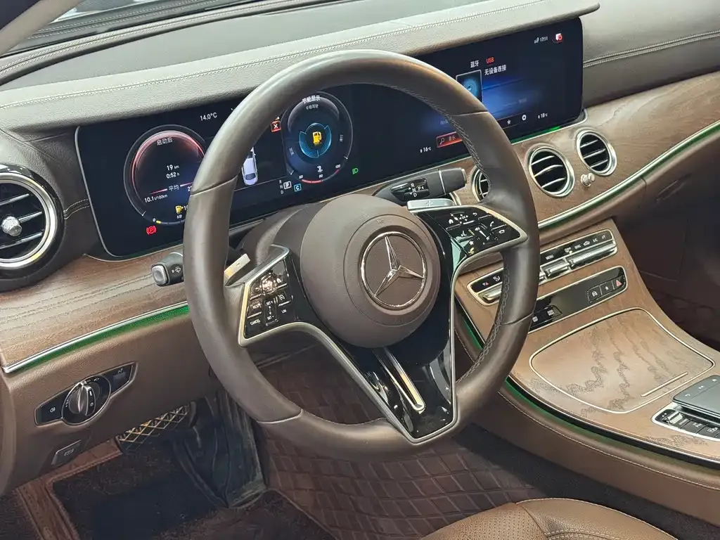 Mercedes-Benz E-Class 2023 из CN, фото 6