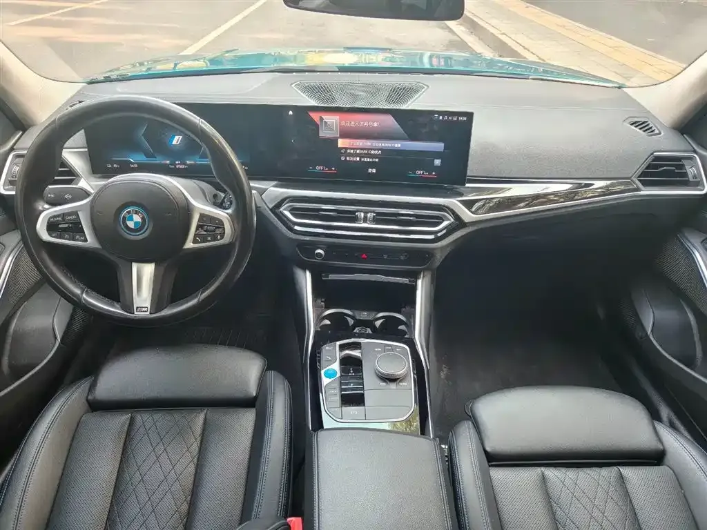 BMW i3 — фото 9