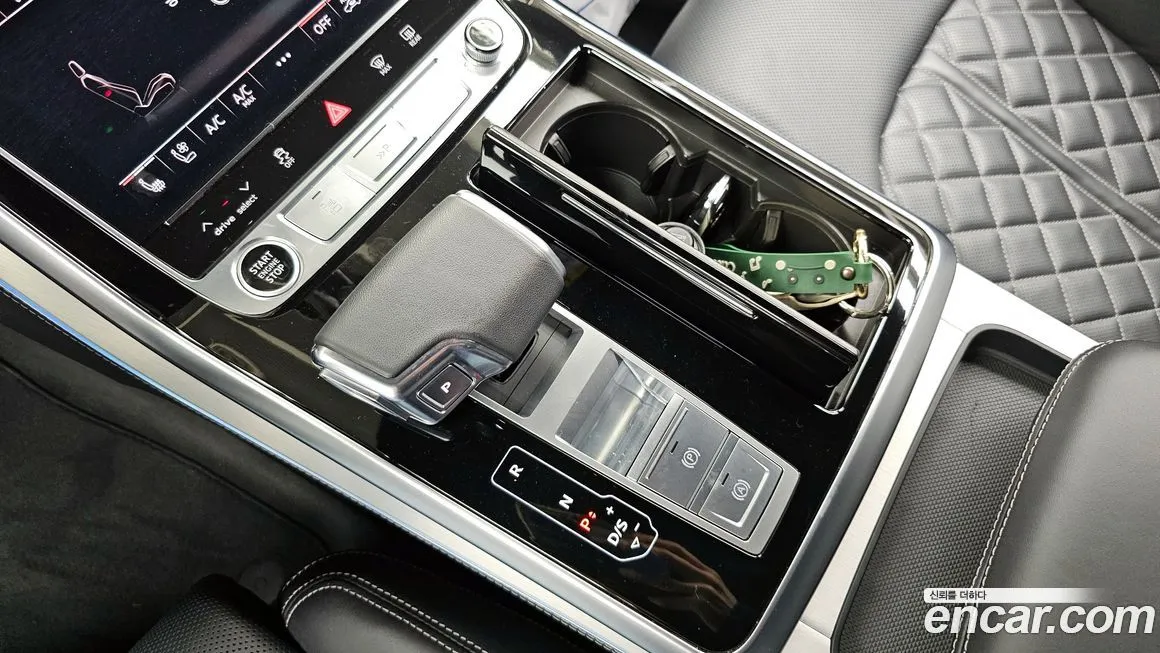 Audi Q8 2023 из KR, фото 9