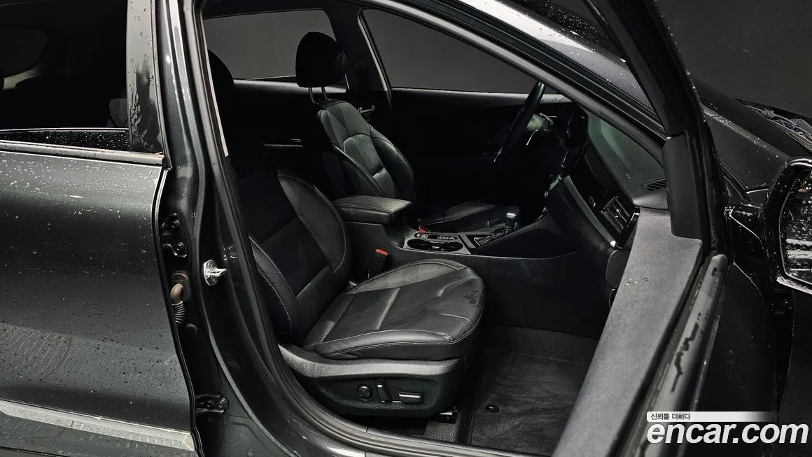 Kia Niro — фото 10