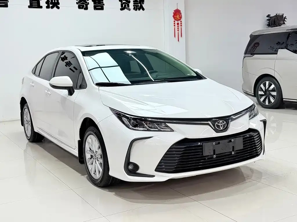 Toyota Corolla 2022 из CN, фото 2