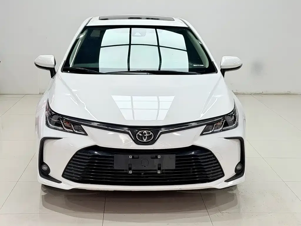 Toyota Corolla 2022 из CN, фото 3