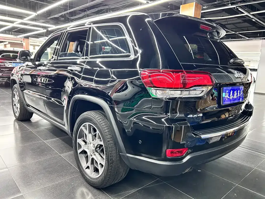 Jeep Grand Cherokee (Import) 2022 из CN, фото 5