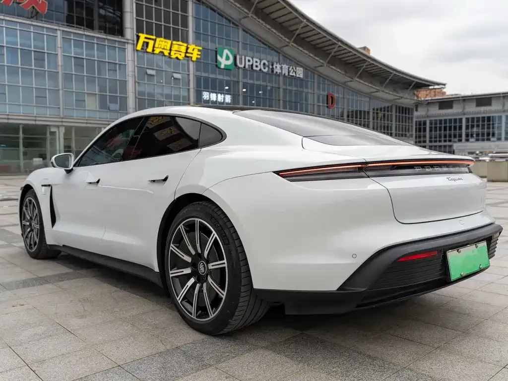 Porsche Taycan 2022 из CN, фото 3