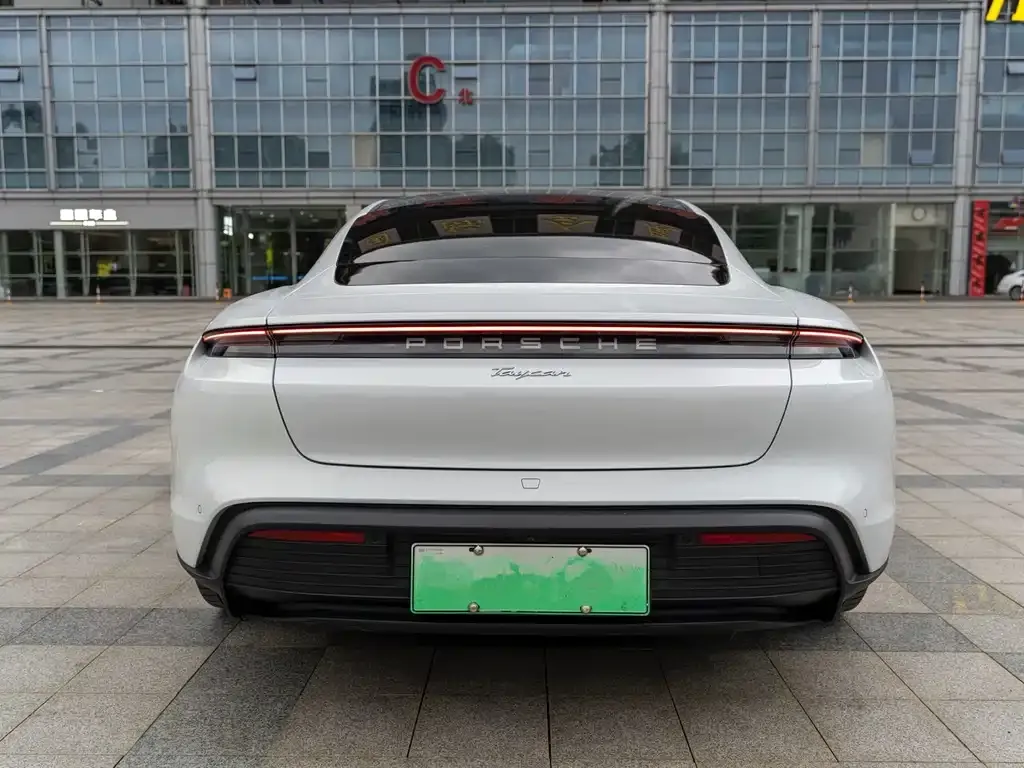 Porsche Taycan 2022 из CN, фото 4