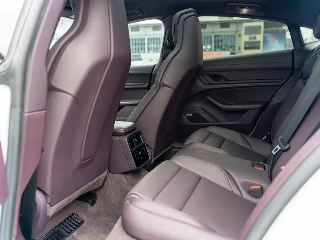 Porsche Taycan 2022 из CN, фото 9