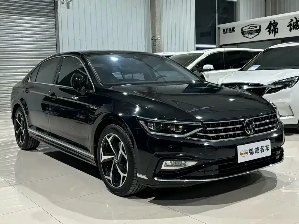Volkswagen Magotan 2024 из CN, фото 3