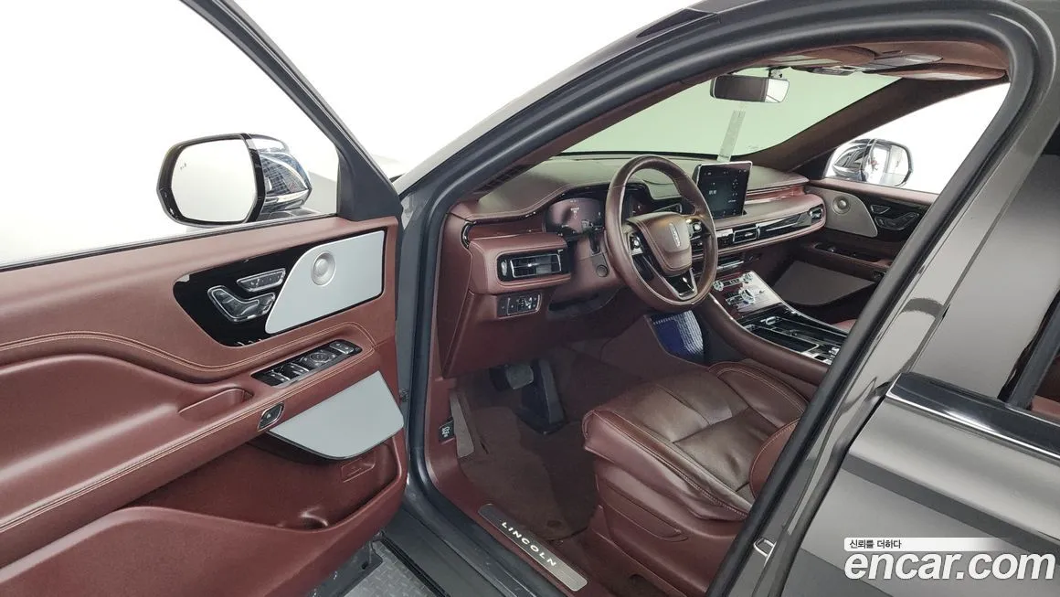 Lincoln Aviator 2021 из KR, фото 10