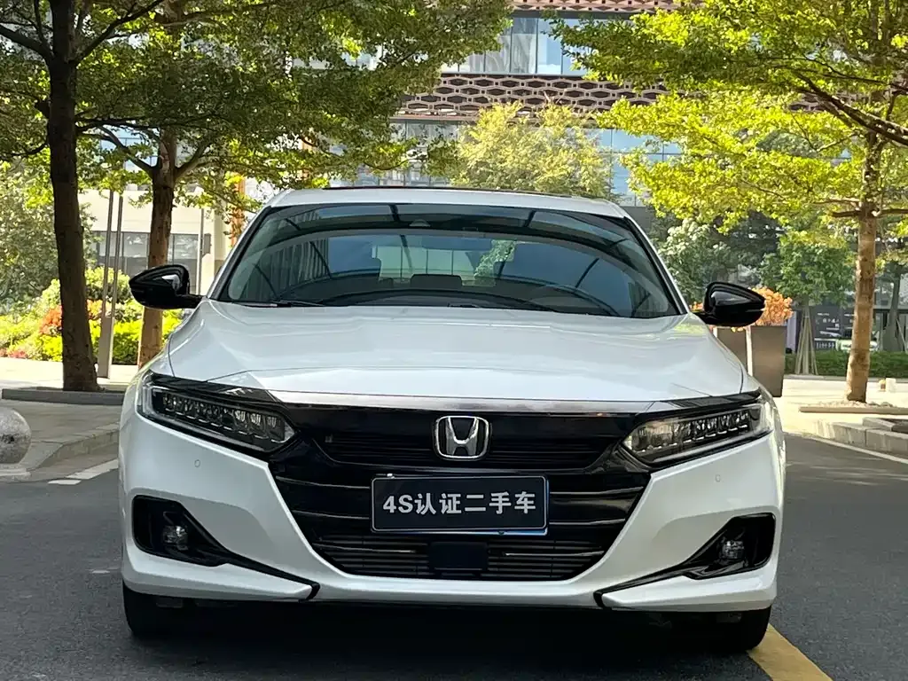 Honda Accord 2023 из CN, фото 2