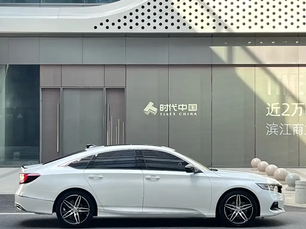 Honda Accord 2023 из CN, фото 8