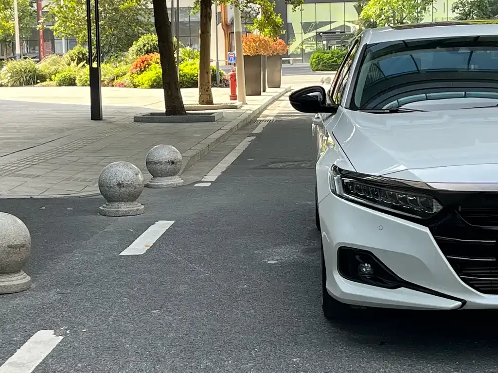 Honda Accord 2023 из CN, фото 9
