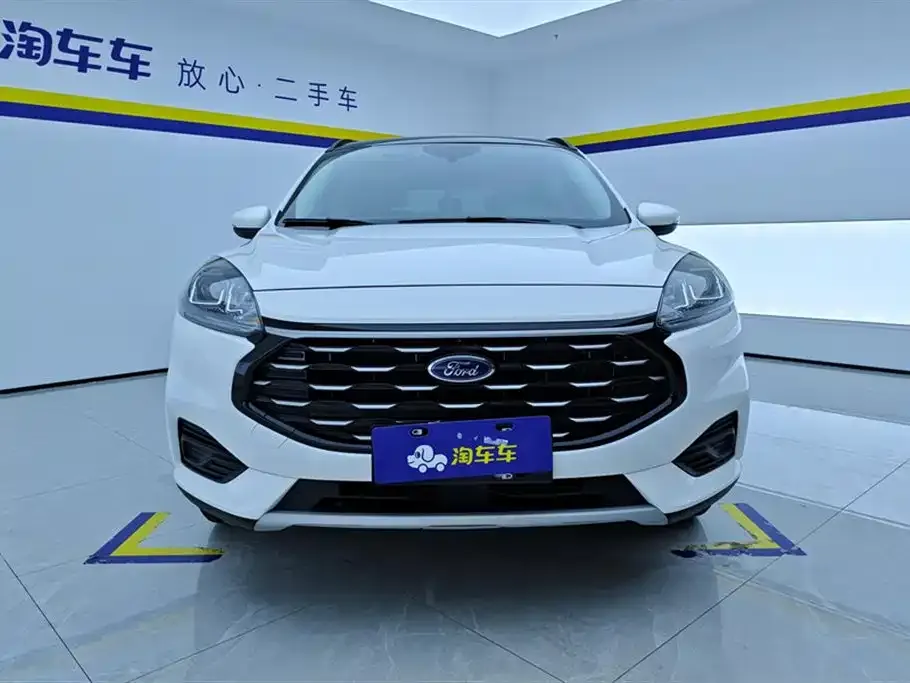 Ford Escape 2021 из CN, фото 2