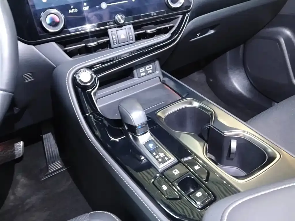 Lexus NX 2022 из CN, фото 2