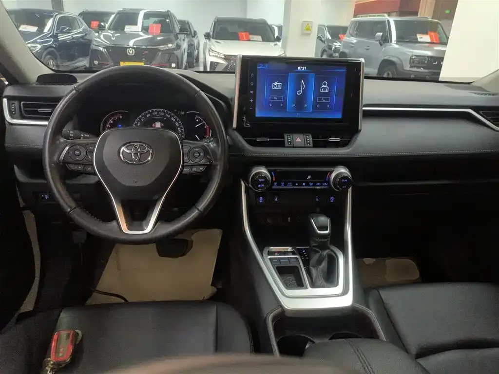 Toyota RAV4 2021 из CN, фото 10