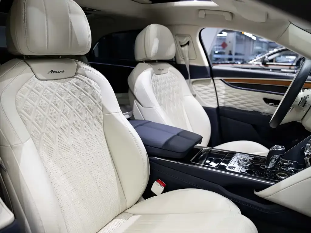 Bentley Flying Spur 2024 из CN, фото 8