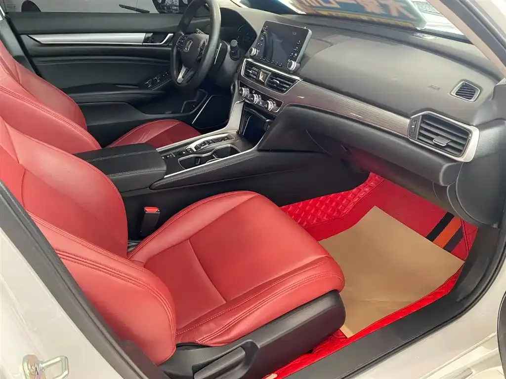 Honda Accord — фото 9