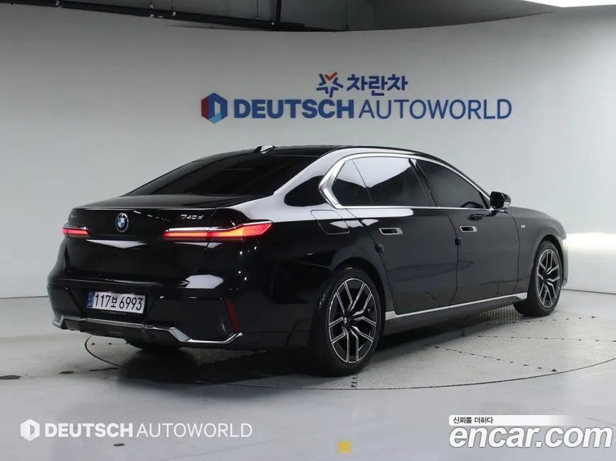 BMW 7-Series 2024 из KR, фото 2